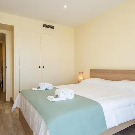 Divine Marina W/ Pool & Garden By Lovelystay Quarteira