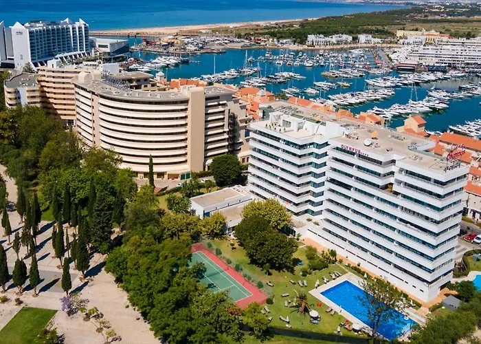 Divine Marina W/ Pool & Garden By Lovelystay Quarteira